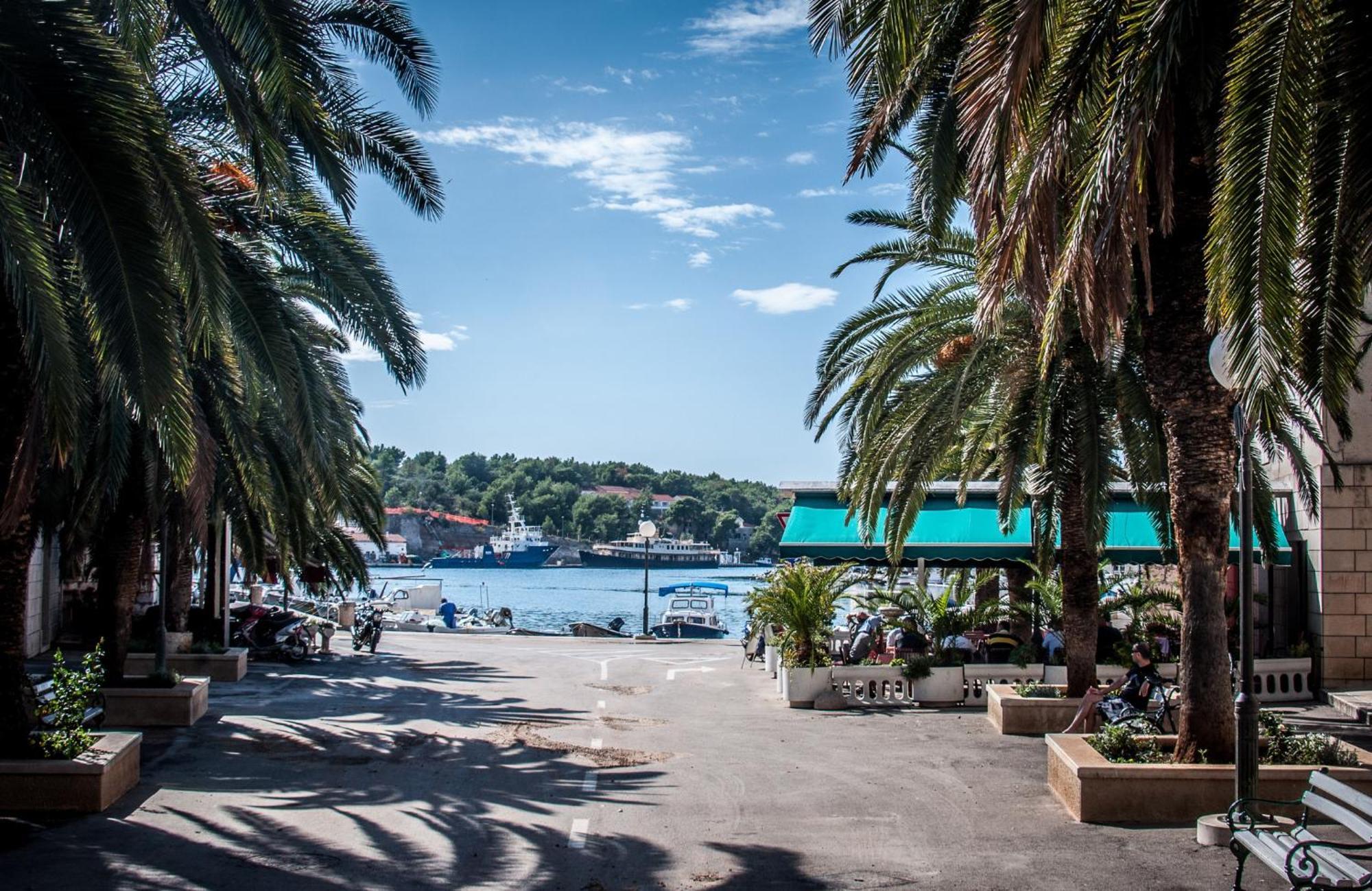 Riva Apartments Villa Thalia - Milna, Brac ميلنا المظهر الخارجي الصورة