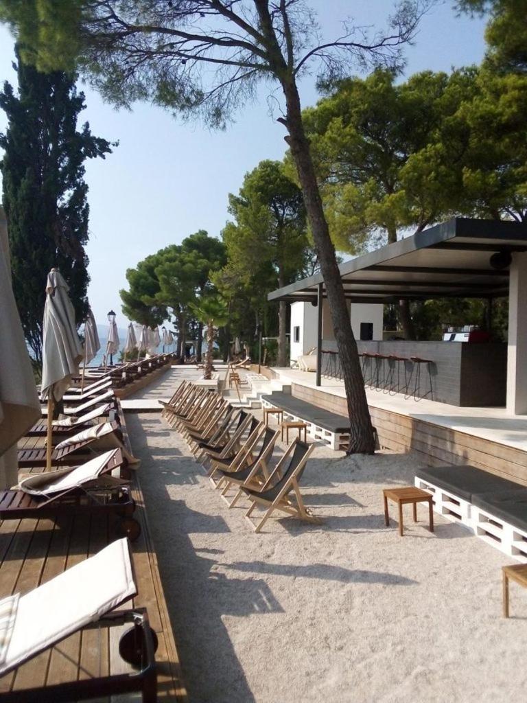 Riva Apartments Villa Thalia - Milna, Brac ميلنا المظهر الخارجي الصورة